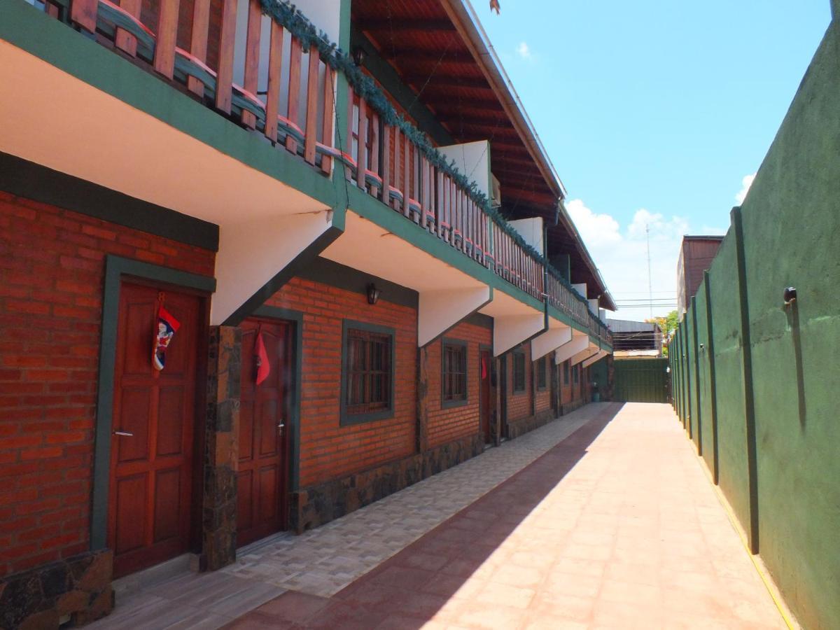 Apartamento Madre Selva Iguazu Puerto Iguazú Exterior foto